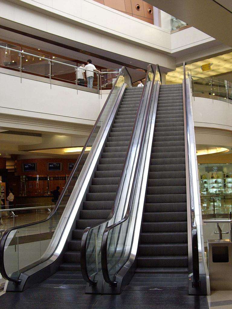 自動扶梯